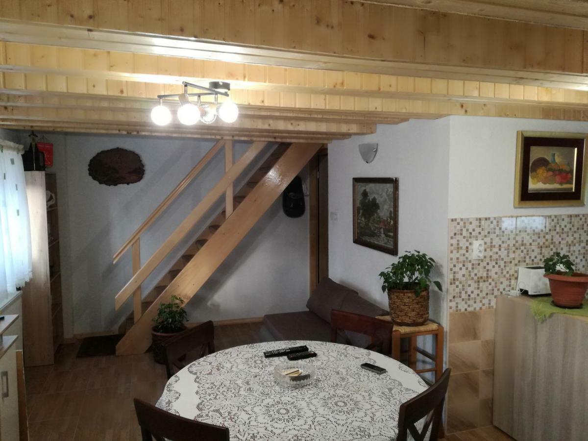 Apartamento Kuca Za Odmor "Jasna" Crni Lug Exterior foto